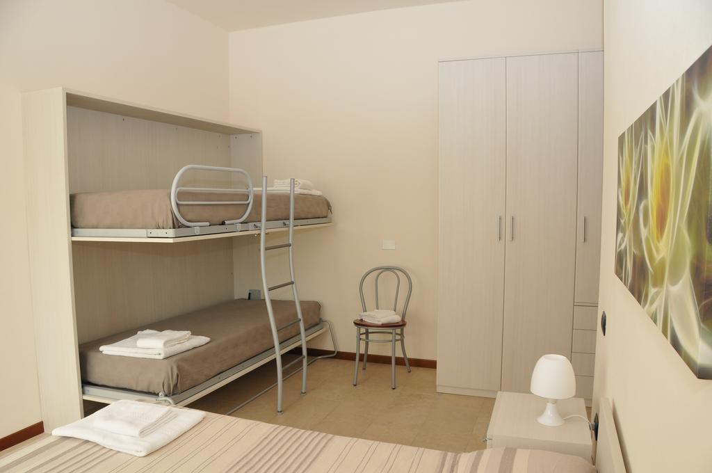Maura Apartment *